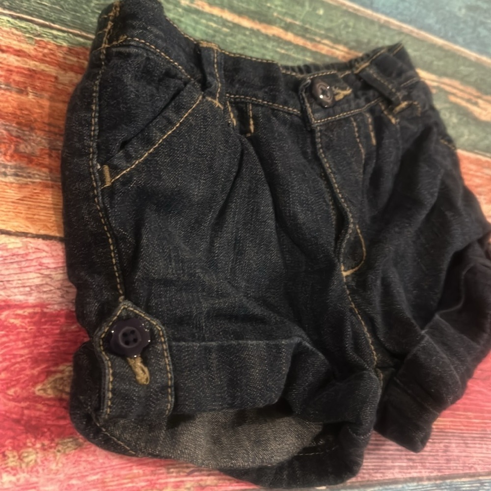 Two pairs of size 18-24 month denim shorts - Picture 6 of 7